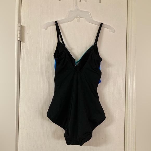 Embrace your Curves by Miracle Brands One Piece Swimsuit Small - Picture 7 of 9